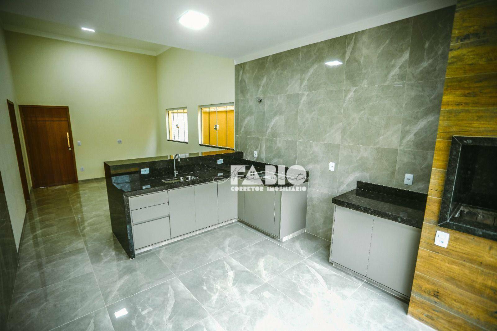 Casa à venda com 3 quartos, 109m² - Foto 8