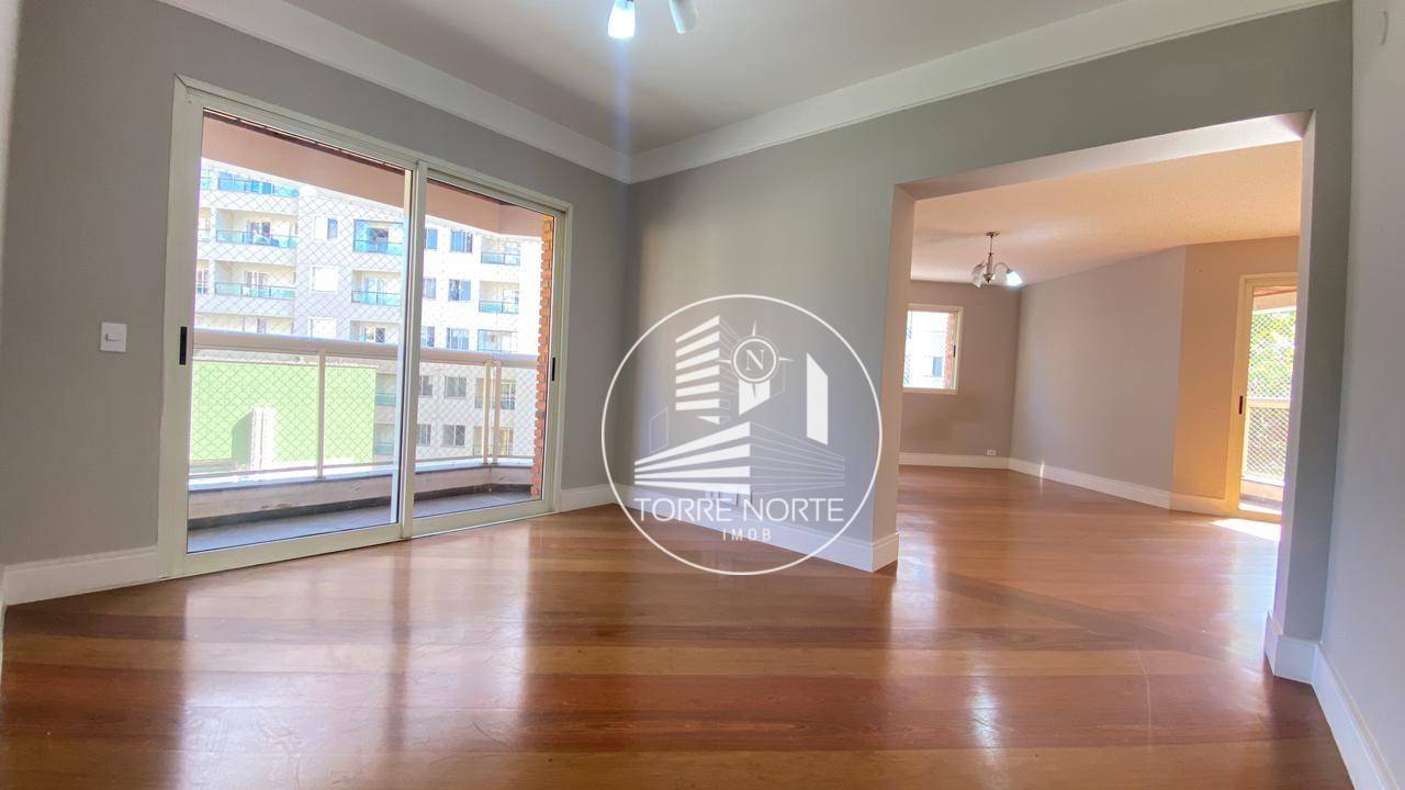 Apartamento à venda com 4 quartos, 200m² - Foto 6