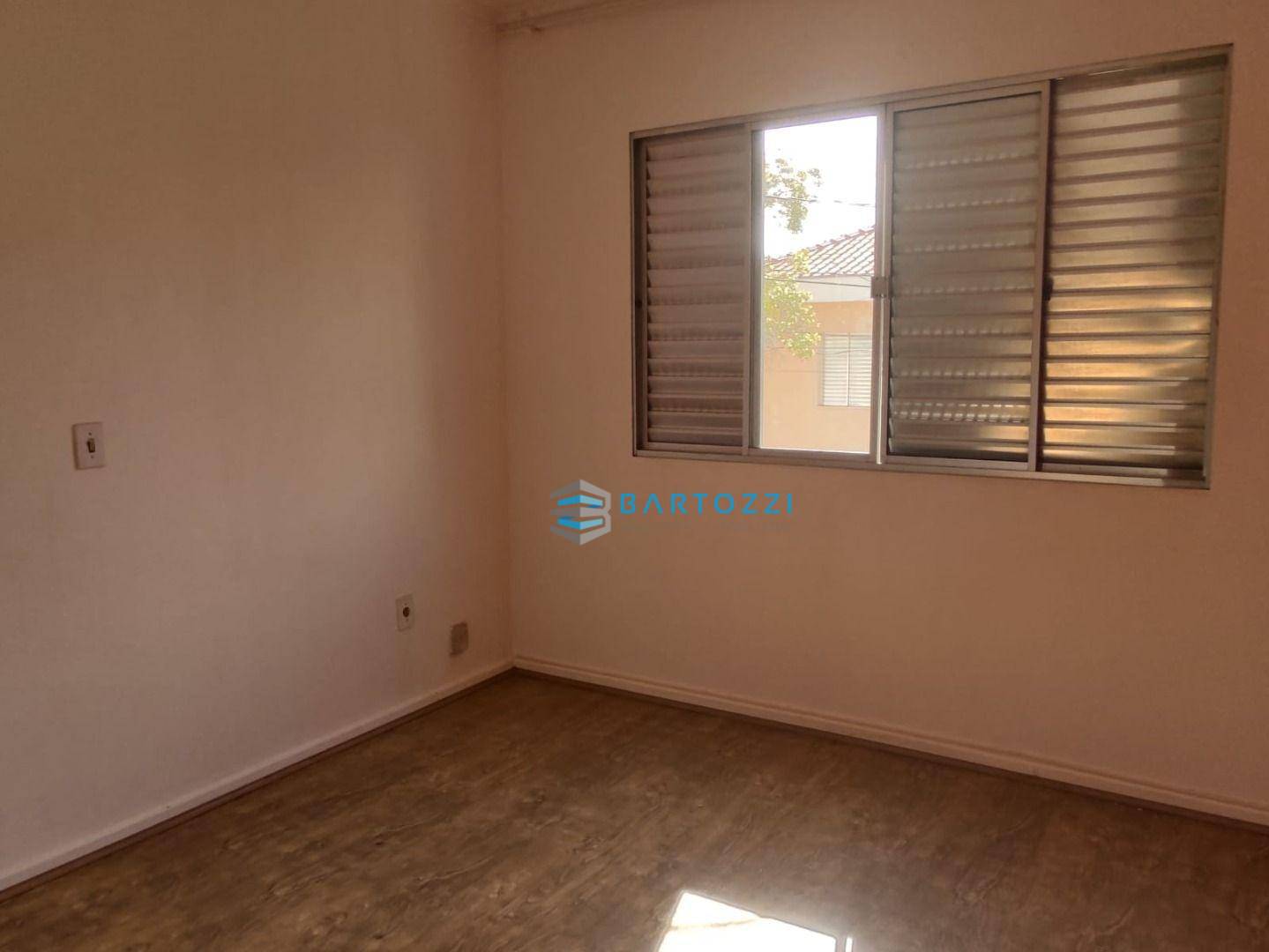 Sobrado à venda e aluguel com 3 quartos, 128m² - Foto 12