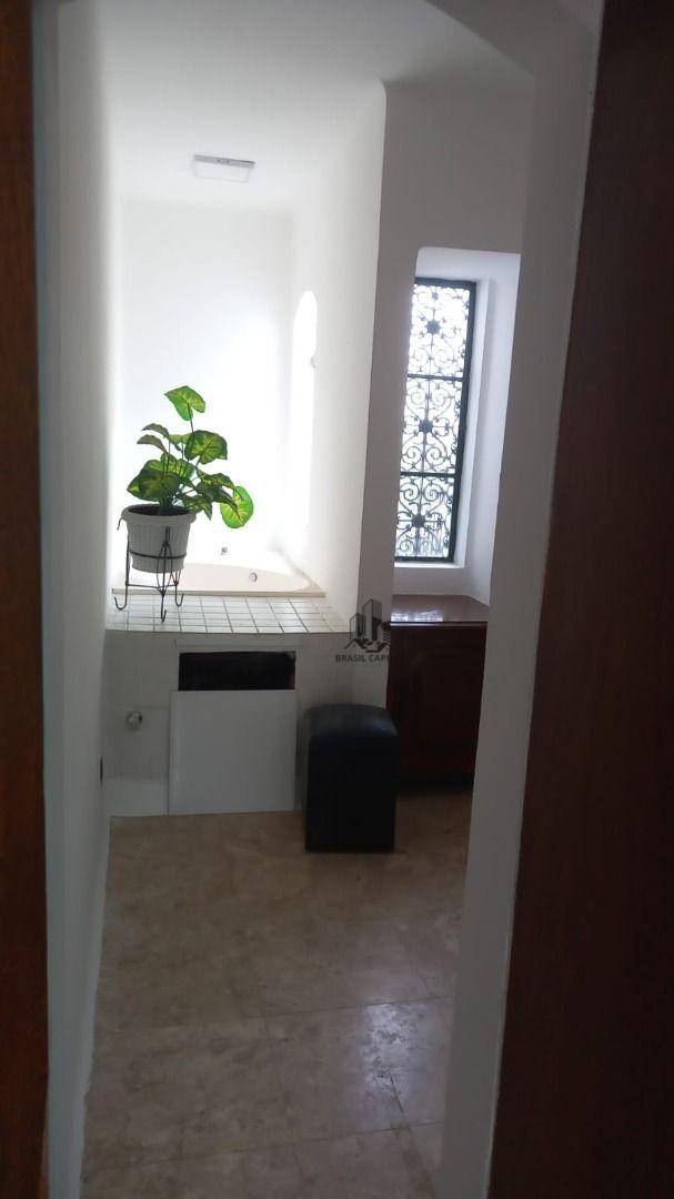 Casa à venda e aluguel com 3 quartos, 250m² - Foto 13