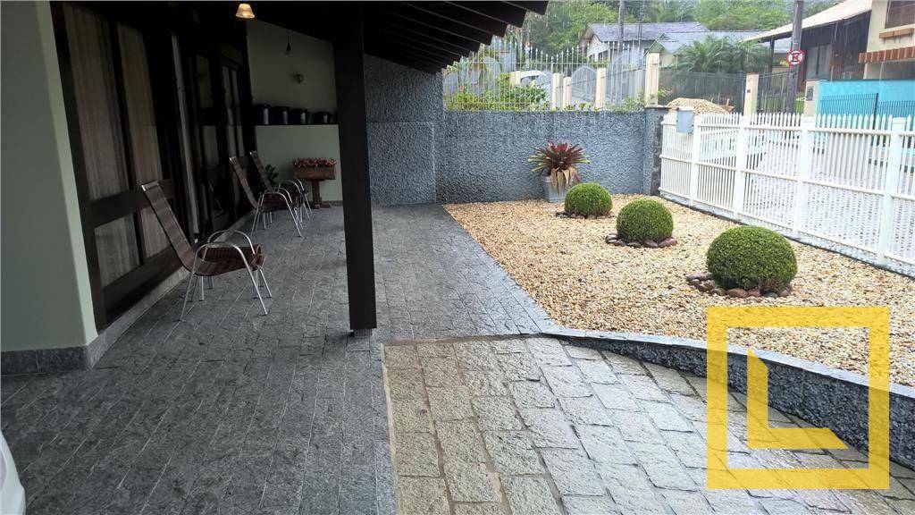 Casa à venda com 3 quartos, 270m² - Foto 5