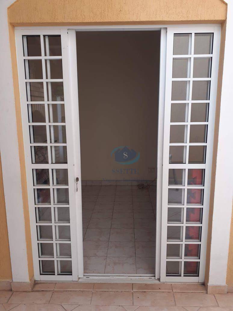 Sobrado à venda com 3 quartos, 200m² - Foto 13