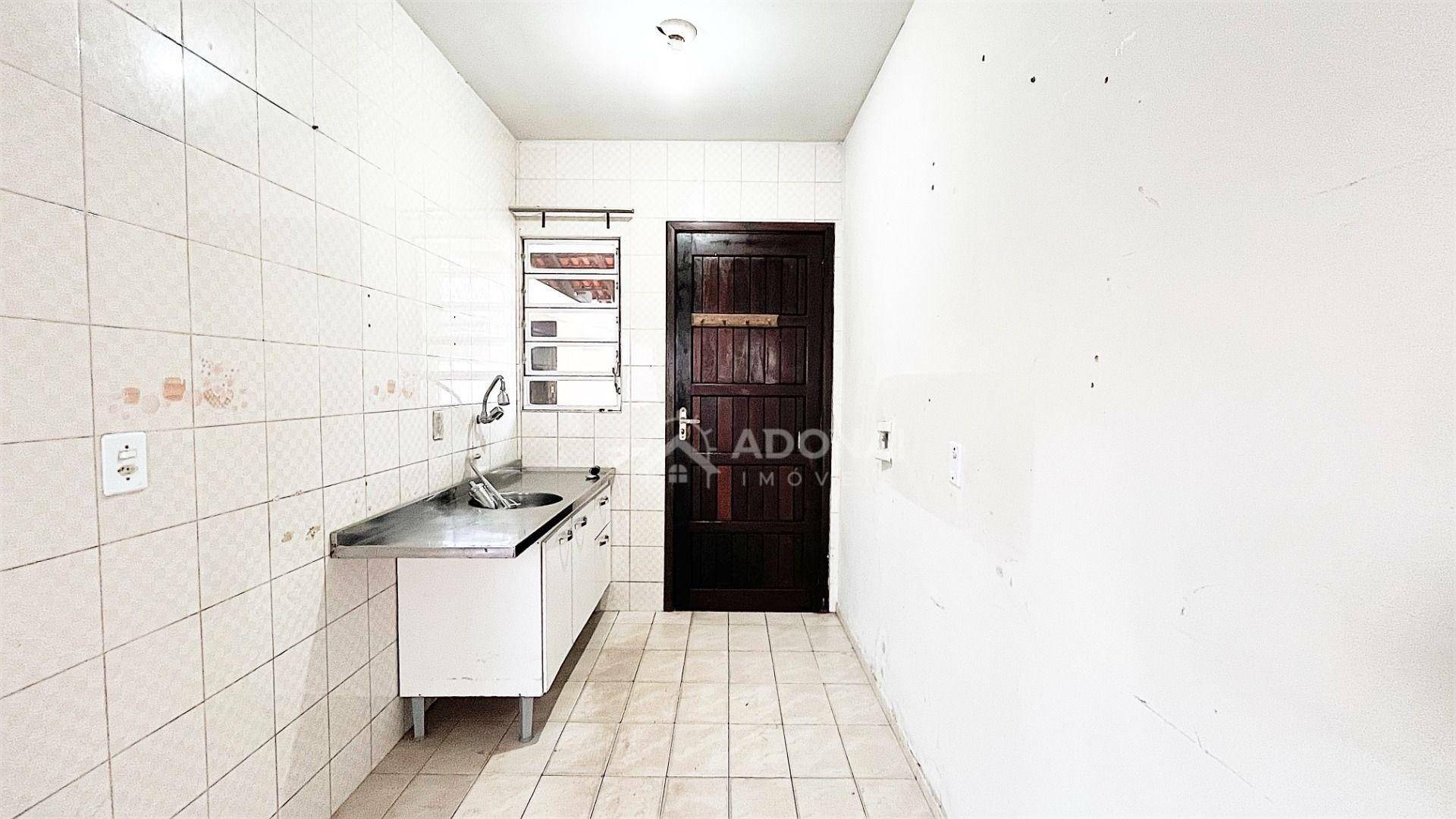 Casa à venda com 4 quartos, 270m² - Foto 46