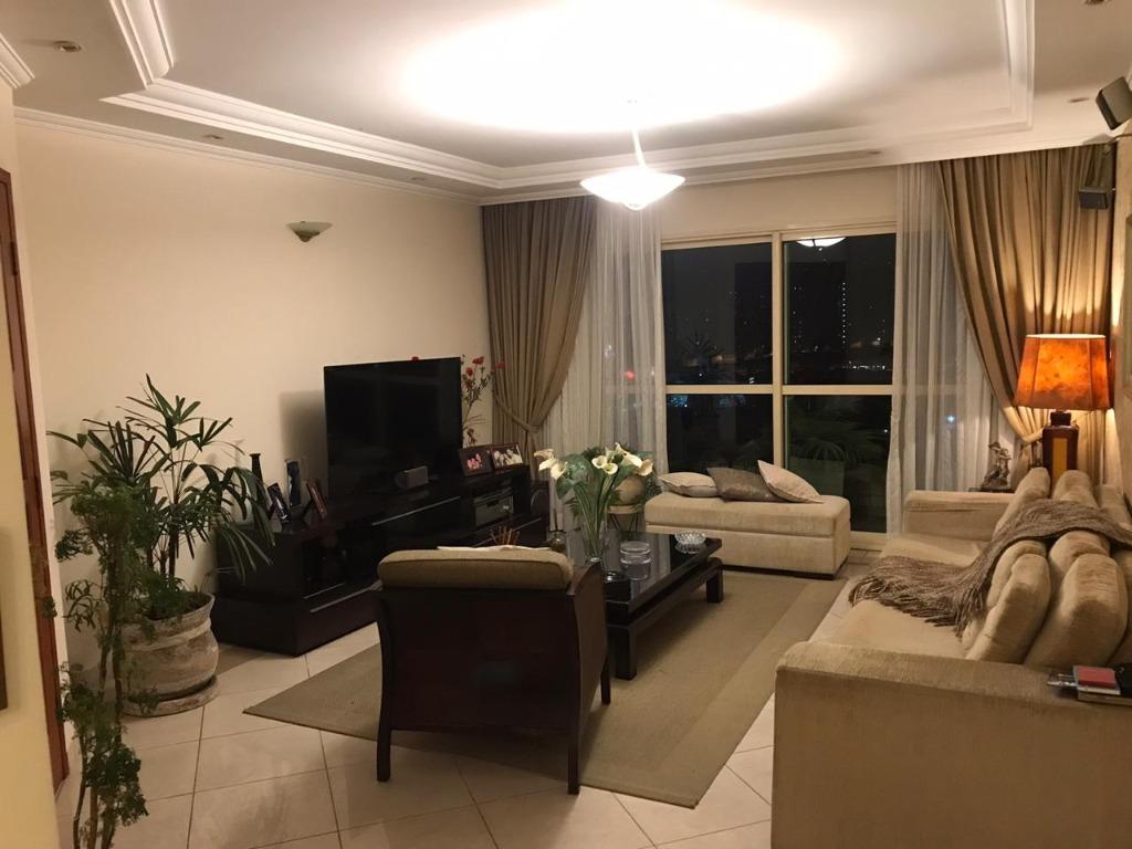 Apartamento à venda com 4 quartos, 177m² - Foto 1