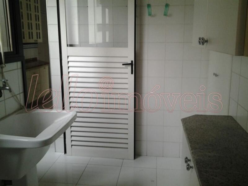 Apartamento para alugar com 2 quartos, 117m² - Foto 12