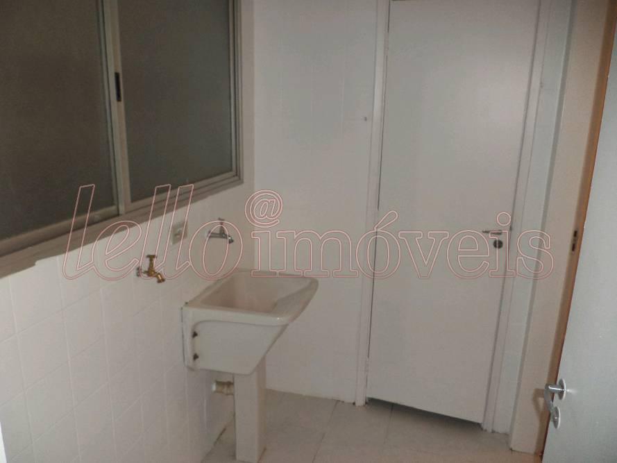 Apartamento para alugar com 2 quartos, 72m² - Foto 15