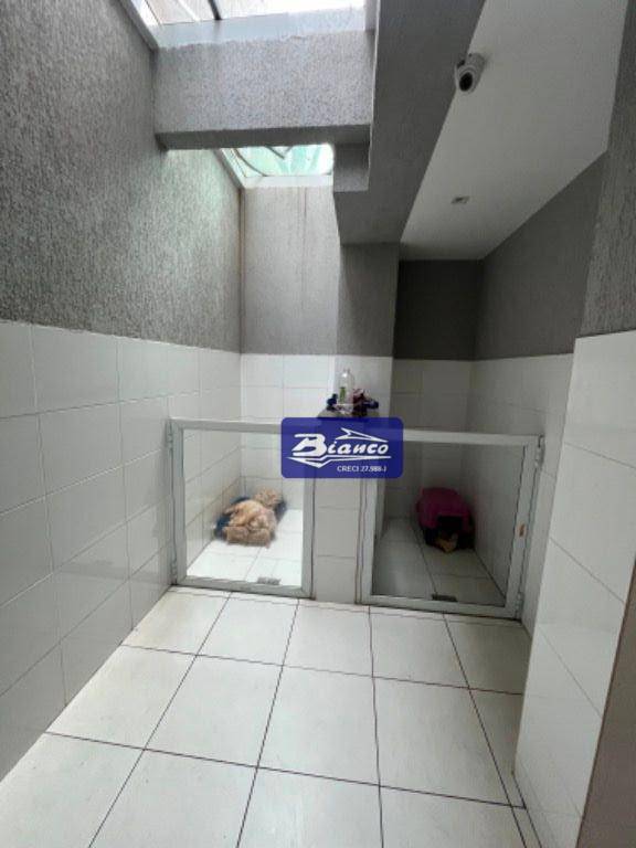 Sobrado à venda com 3 quartos, 280m² - Foto 8