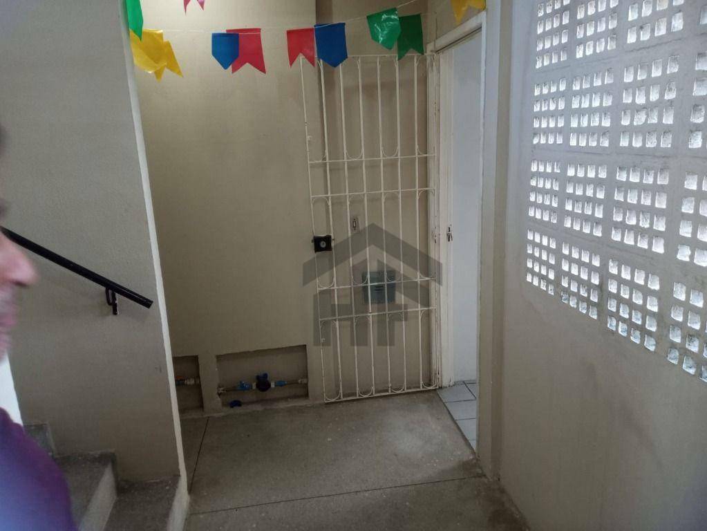 Apartamento à venda com 2 quartos, 48m² - Foto 15