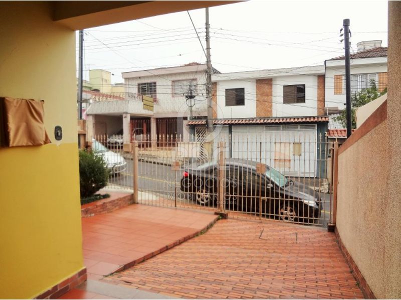 Sobrado à venda com 2 quartos, 240m² - Foto 2