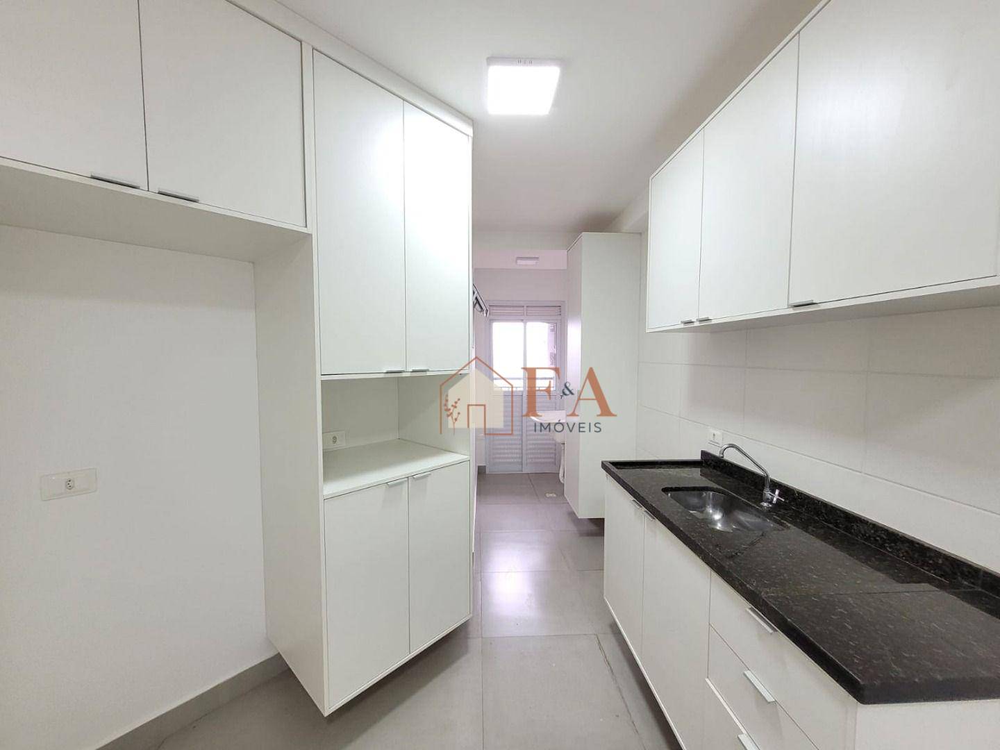 Apartamento à venda com 2 quartos, 66m² - Foto 6