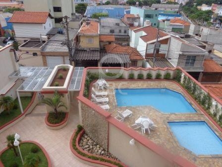 Apartamento à venda com 2 quartos, 70m² - Foto 13