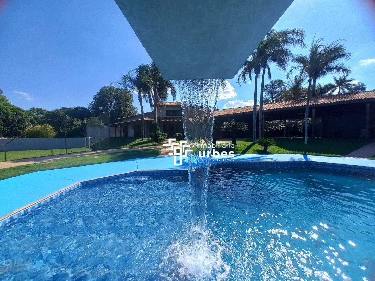 Chácara, 4 quartos, 2000 m² - Foto 1