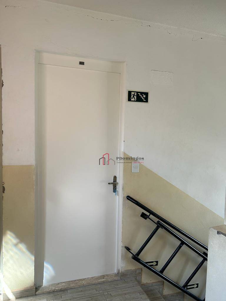 Apartamento à venda com 2 quartos, 43m² - Foto 9