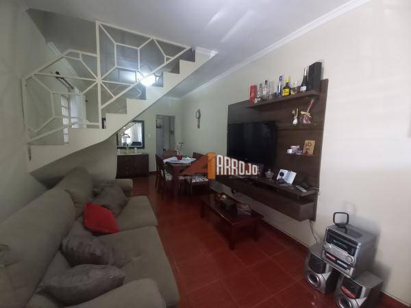 Sobrado à venda com 4 quartos, 210m² - Foto 13