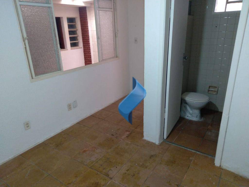 Casa para alugar com 3 quartos, 140m² - Foto 14