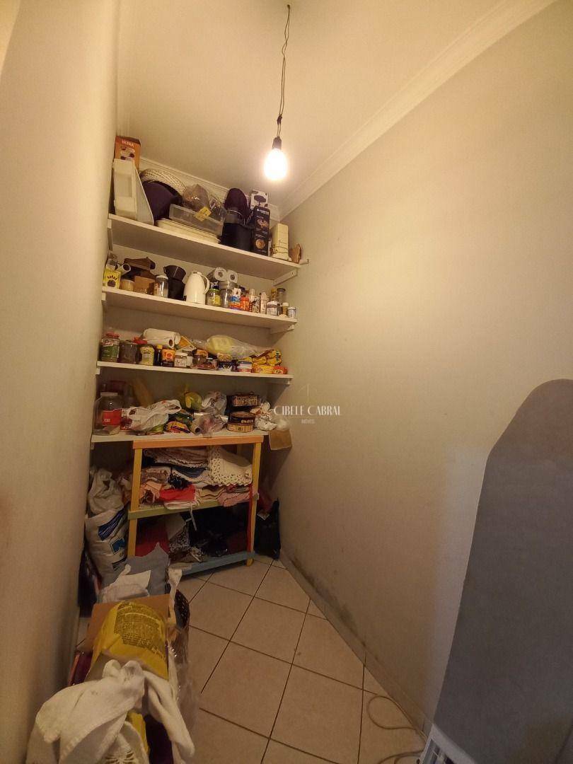 Casa de Condomínio à venda com 3 quartos, 300m² - Foto 19