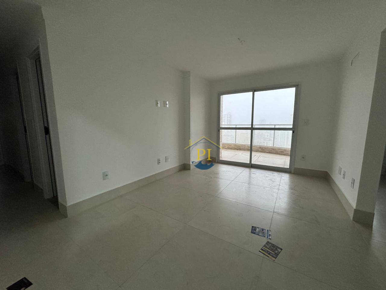 Apartamento à venda com 3 quartos, 109m² - Foto 1