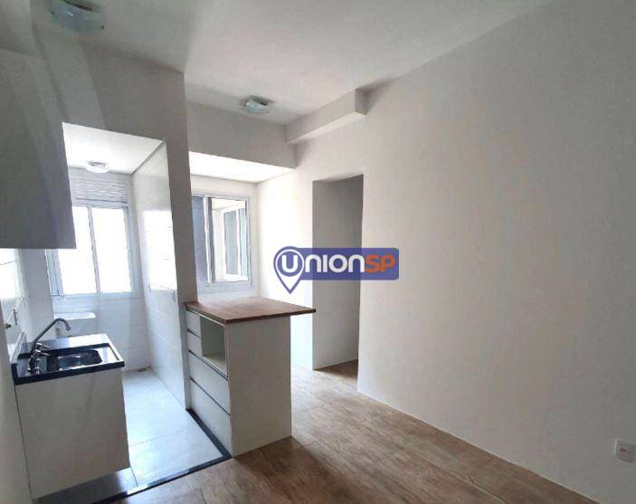 Apartamento à venda com 1 quarto, 33m² - Foto 1