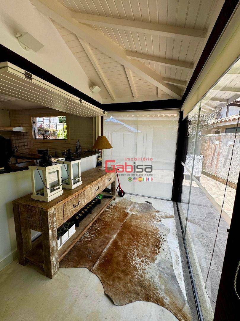 Casa de Condomínio à venda com 4 quartos, 220m² - Foto 18