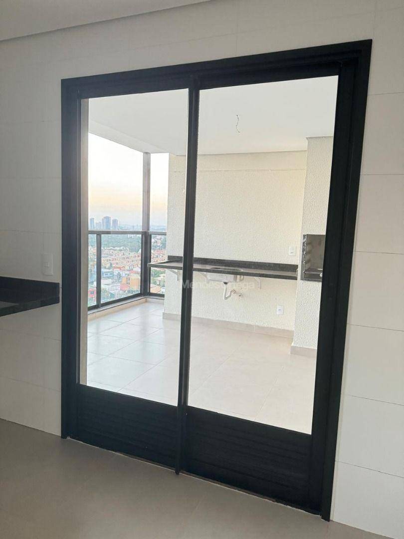 Apartamento à venda com 4 quartos, 222m² - Foto 11