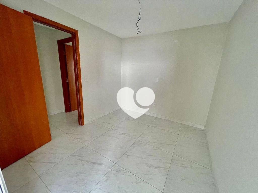 Apartamento à venda com 3 quartos, 94m² - Foto 11