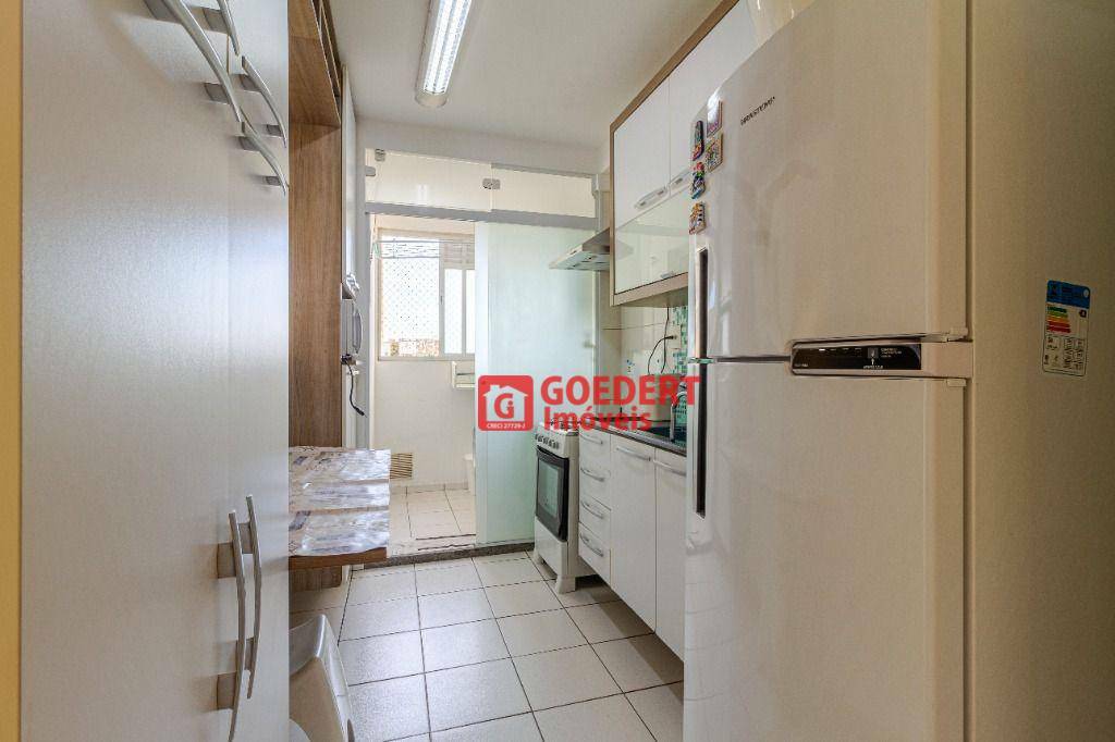 Apartamento à venda com 2 quartos, 83m² - Foto 3