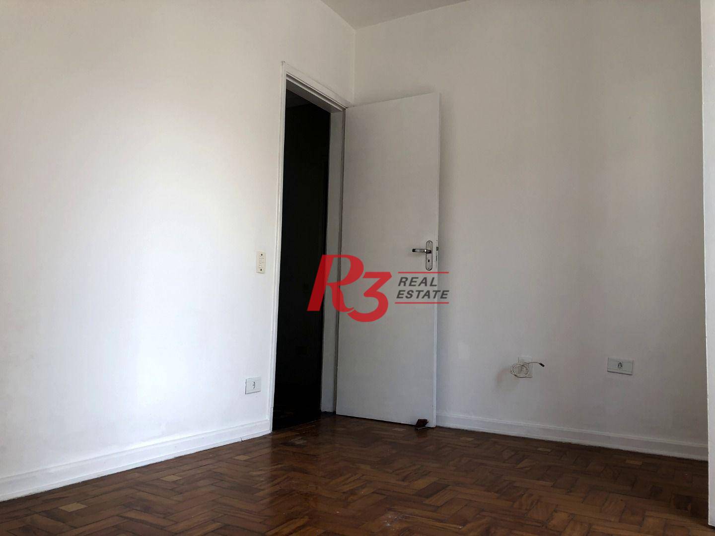 Apartamento para alugar com 3 quartos, 131m² - Foto 11