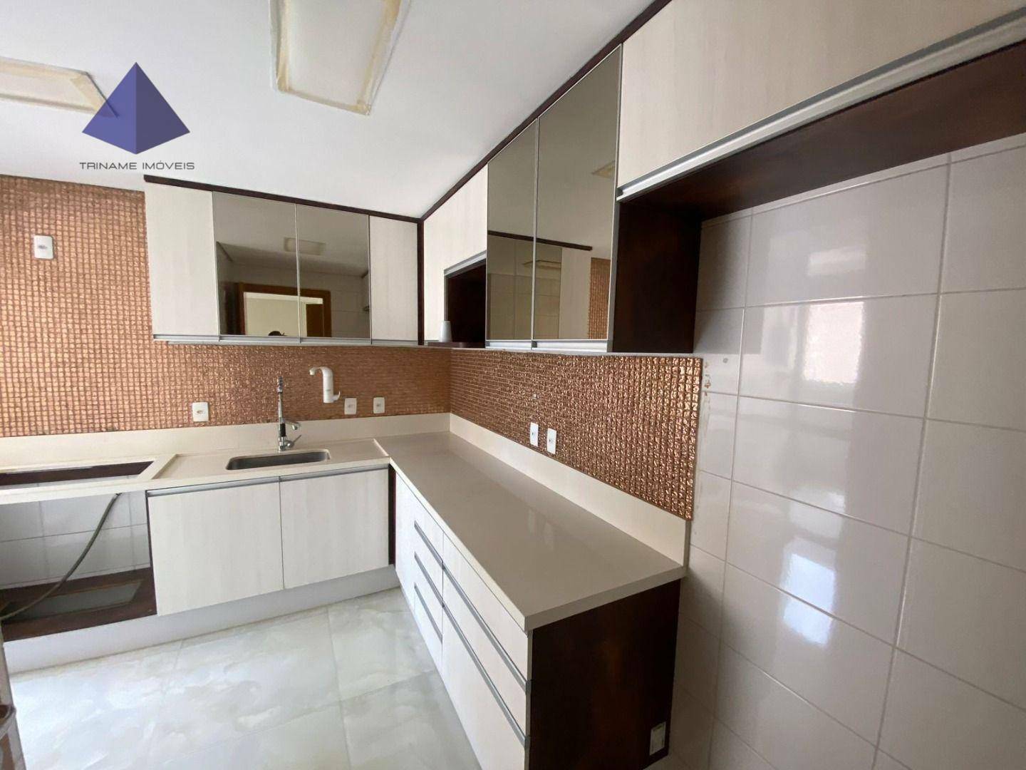 Apartamento à venda com 3 quartos, 76m² - Foto 4