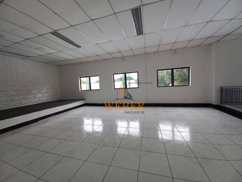 Sobrado à venda com 3 quartos, 500m² - Foto 28