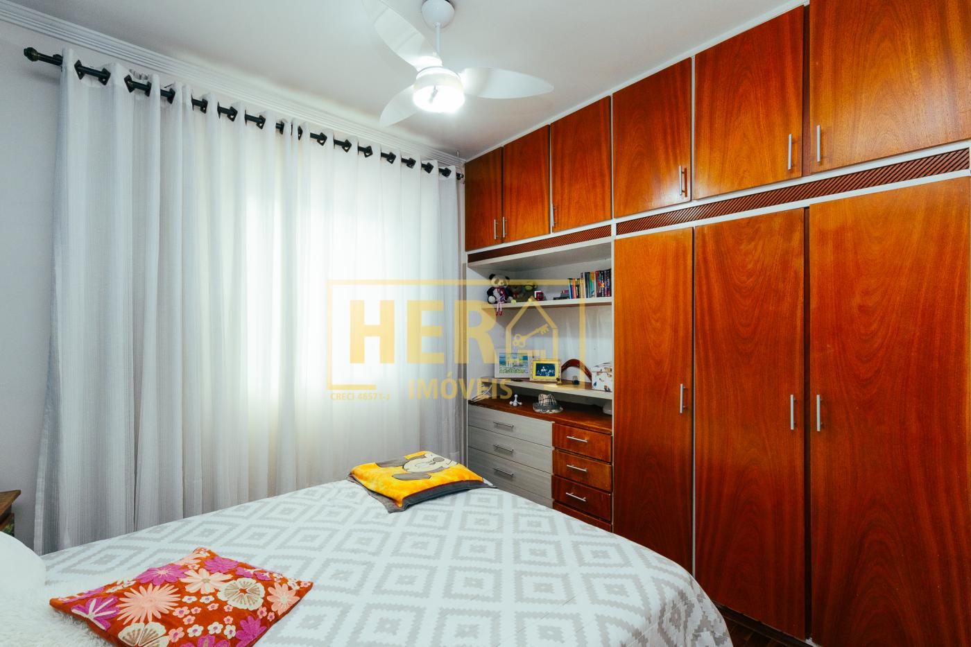 Casa à venda com 3 quartos, 227m² - Foto 13