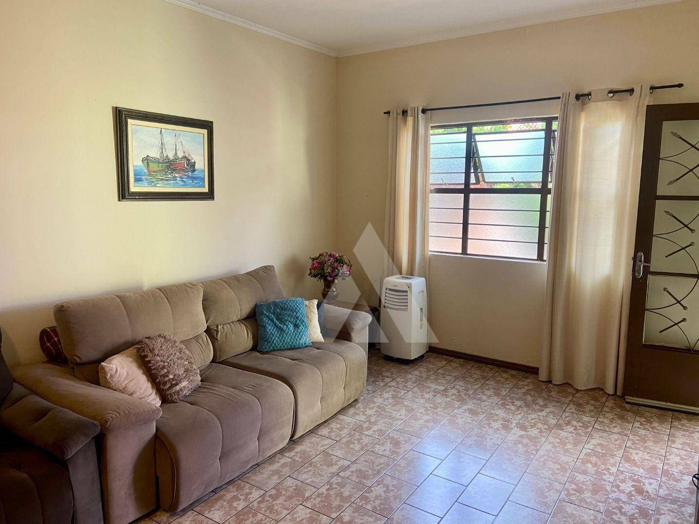 Casa à venda e aluguel com 2 quartos, 95m² - Foto 4