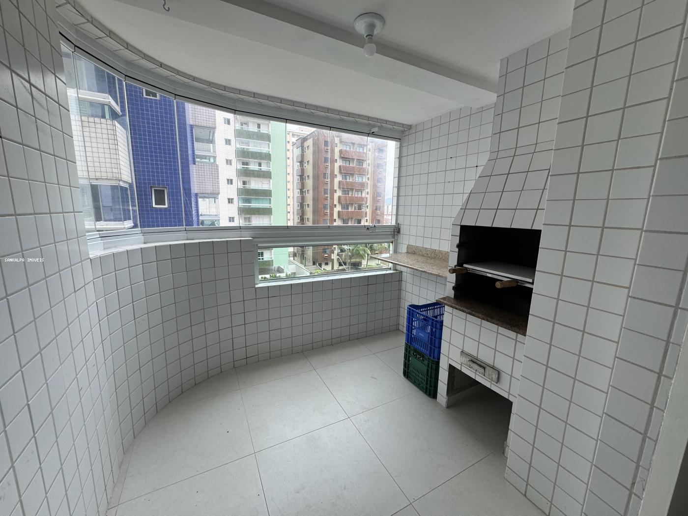 Apartamento à venda com 1 quarto, 42m² - Foto 2