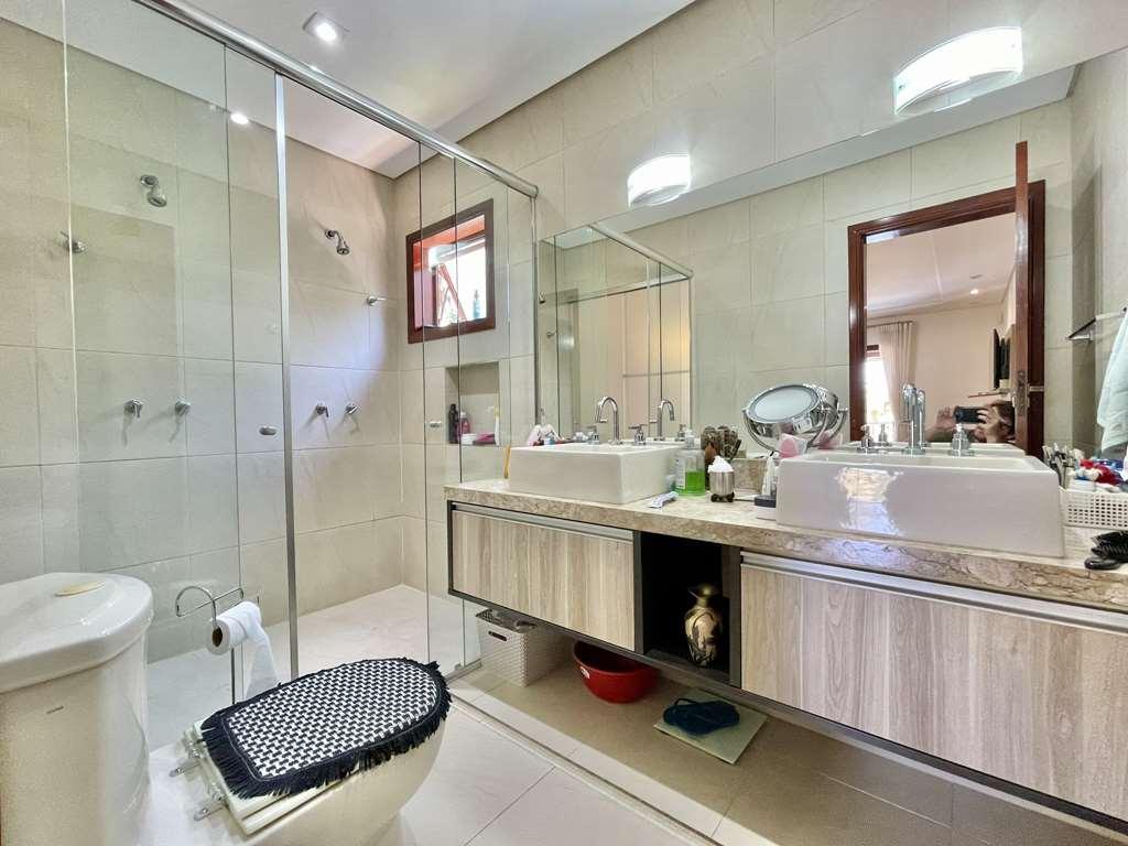 Casa de Condomínio à venda com 5 quartos, 1740m² - Foto 25