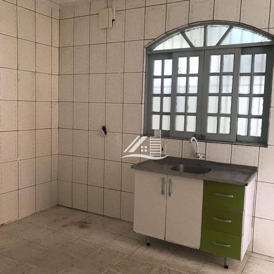 Sobrado à venda com 3 quartos, 240m² - Foto 6