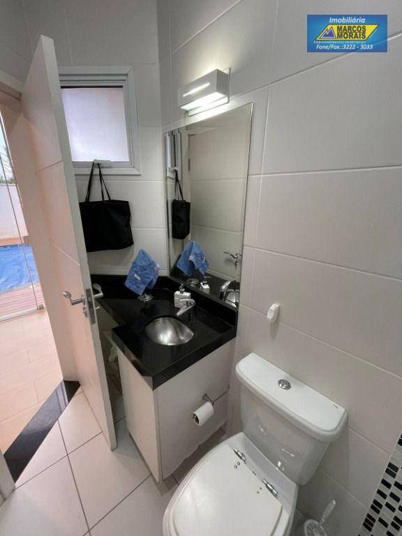 Casa de Condomínio à venda com 3 quartos, 415m² - Foto 30