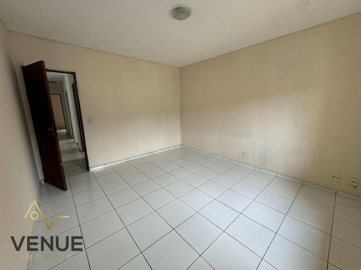 Sobrado à venda com 3 quartos, 214m² - Foto 7