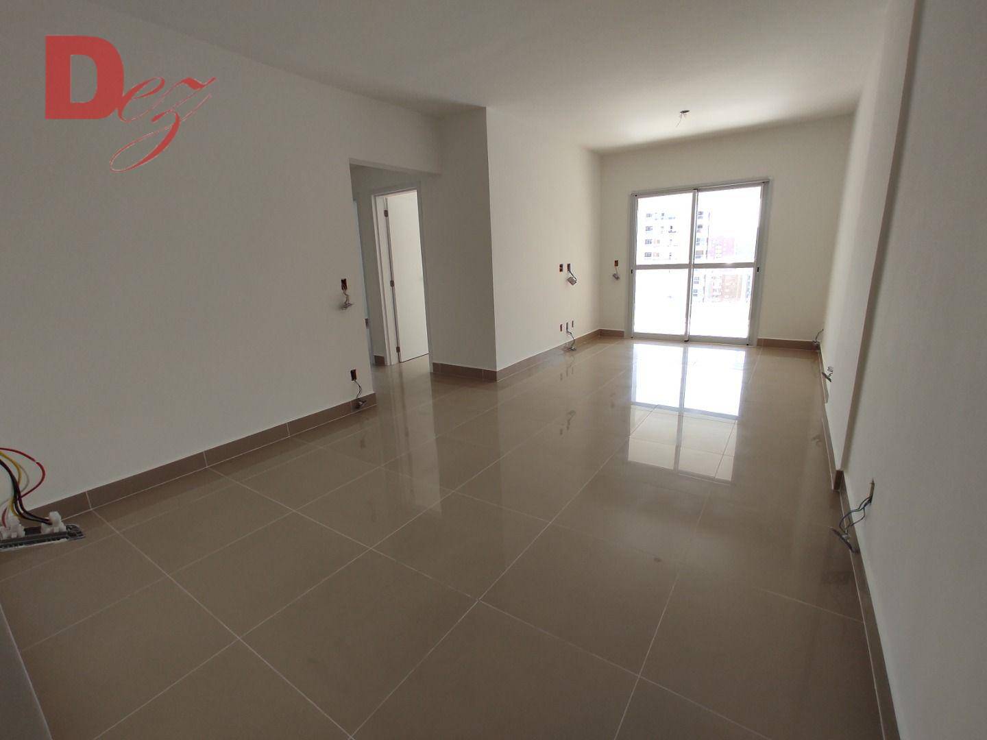 Apartamento à venda com 3 quartos, 125m² - Foto 3