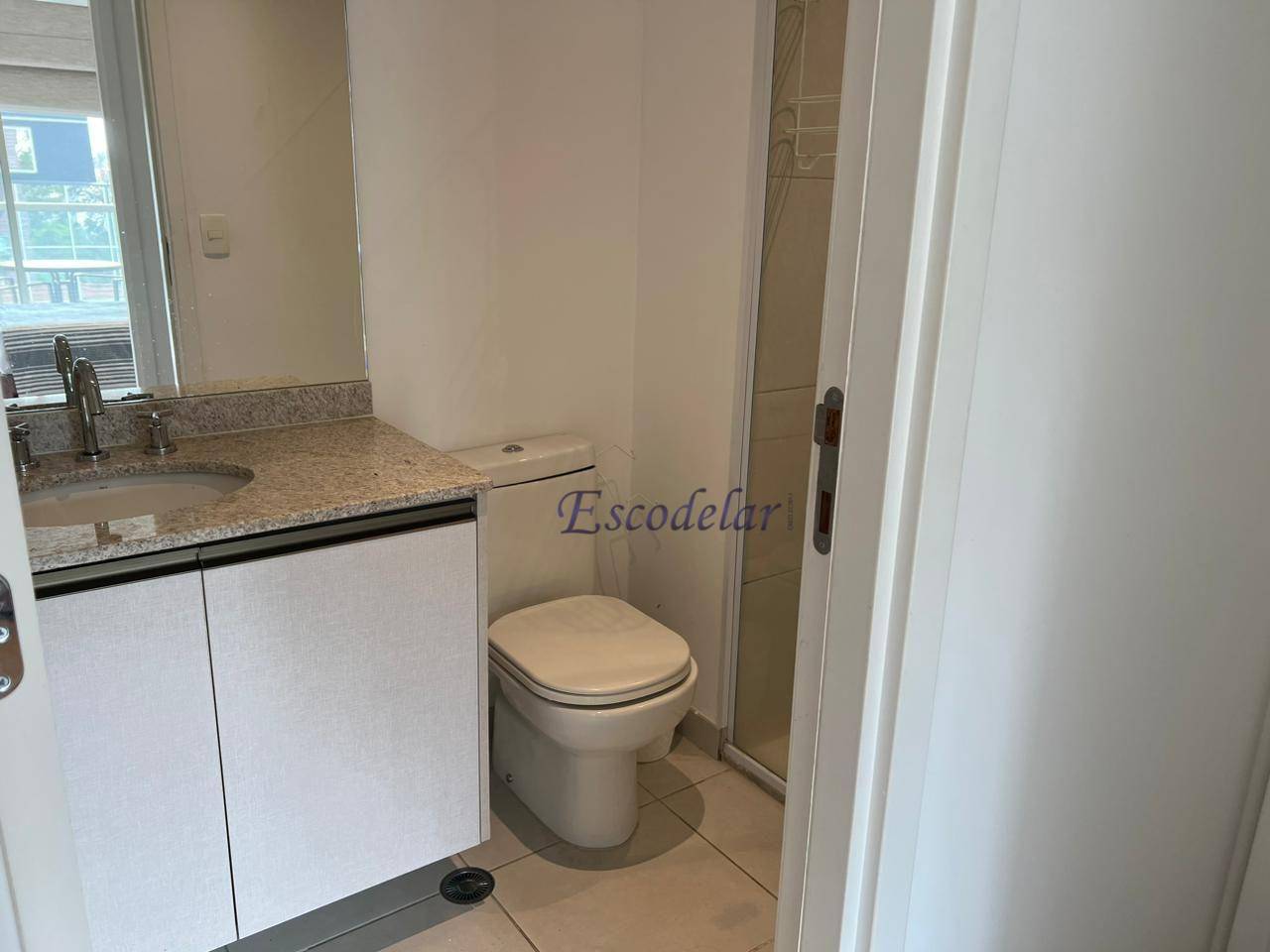 Apartamento para alugar com 2 quartos, 64m² - Foto 9