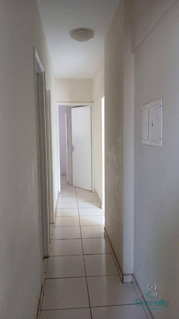 Apartamento para alugar com 3 quartos, 80m² - Foto 6