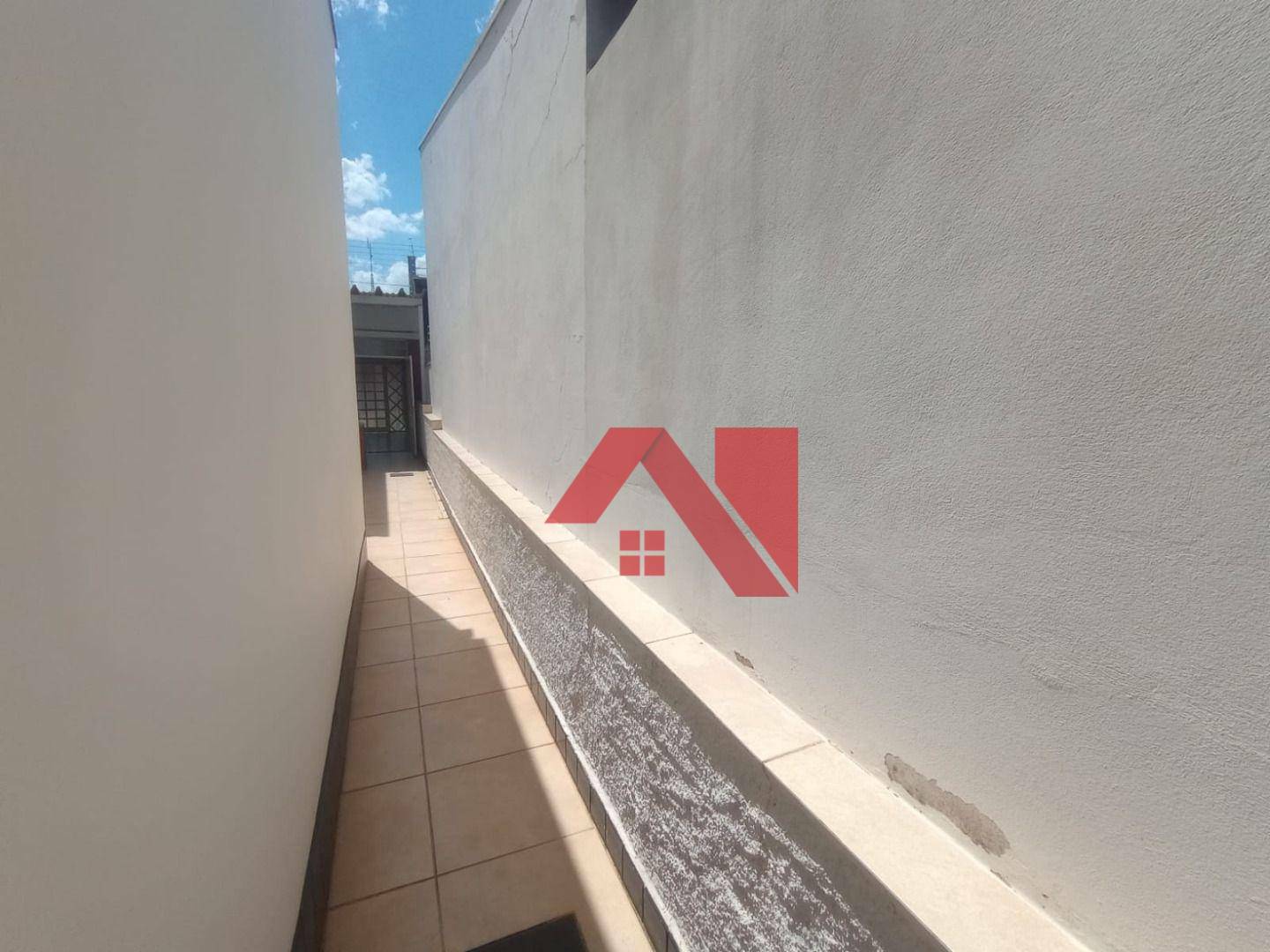 Casa à venda com 3 quartos, 218m² - Foto 7