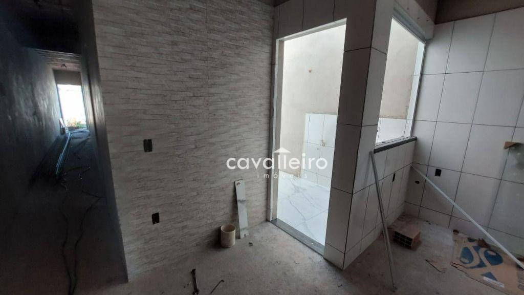 Casa à venda com 2 quartos, 70m² - Foto 9