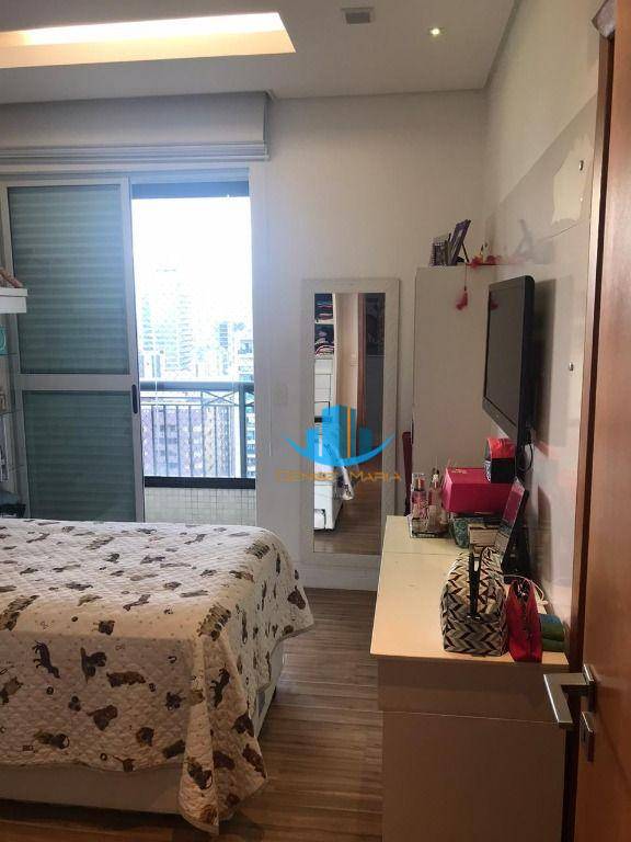 Apartamento à venda com 3 quartos, 204m² - Foto 31