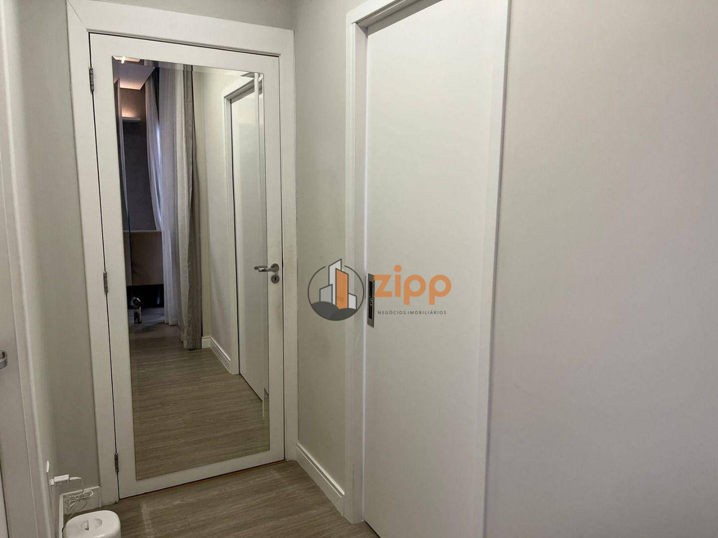 Apartamento à venda com 2 quartos, 42m² - Foto 18