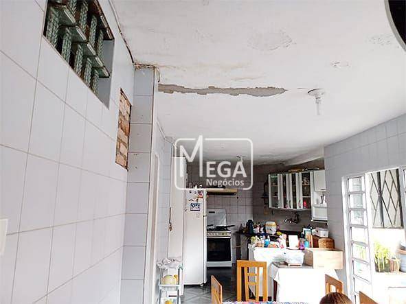 Casa à venda com 3 quartos, 110m² - Foto 4