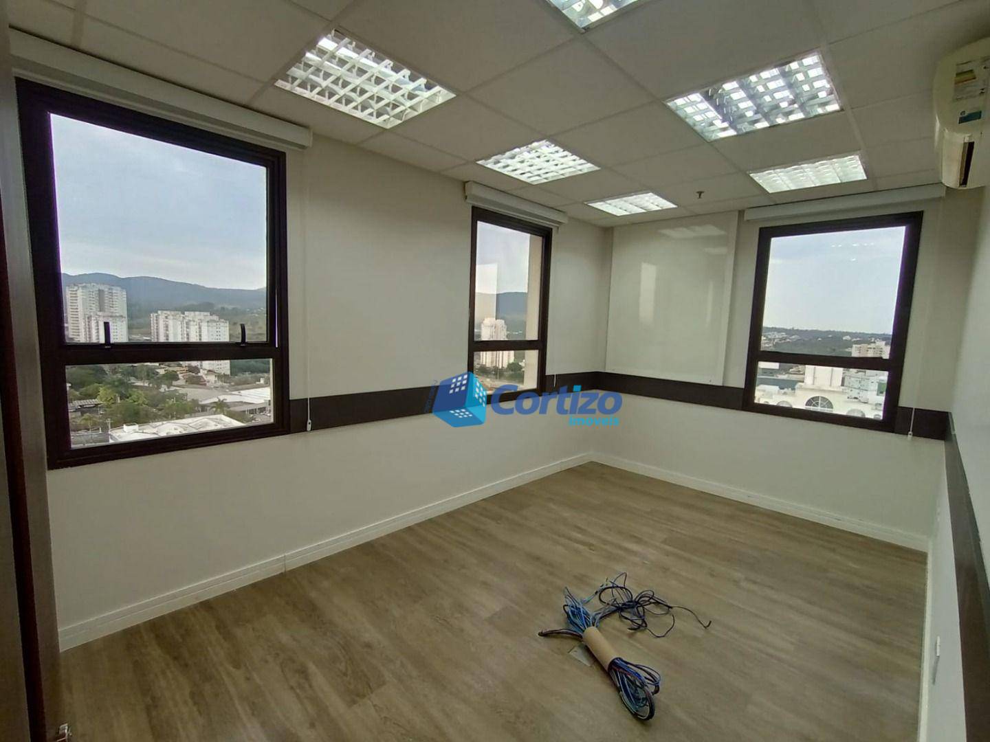 Conjunto Comercial-Sala para alugar, 81m² - Foto 4