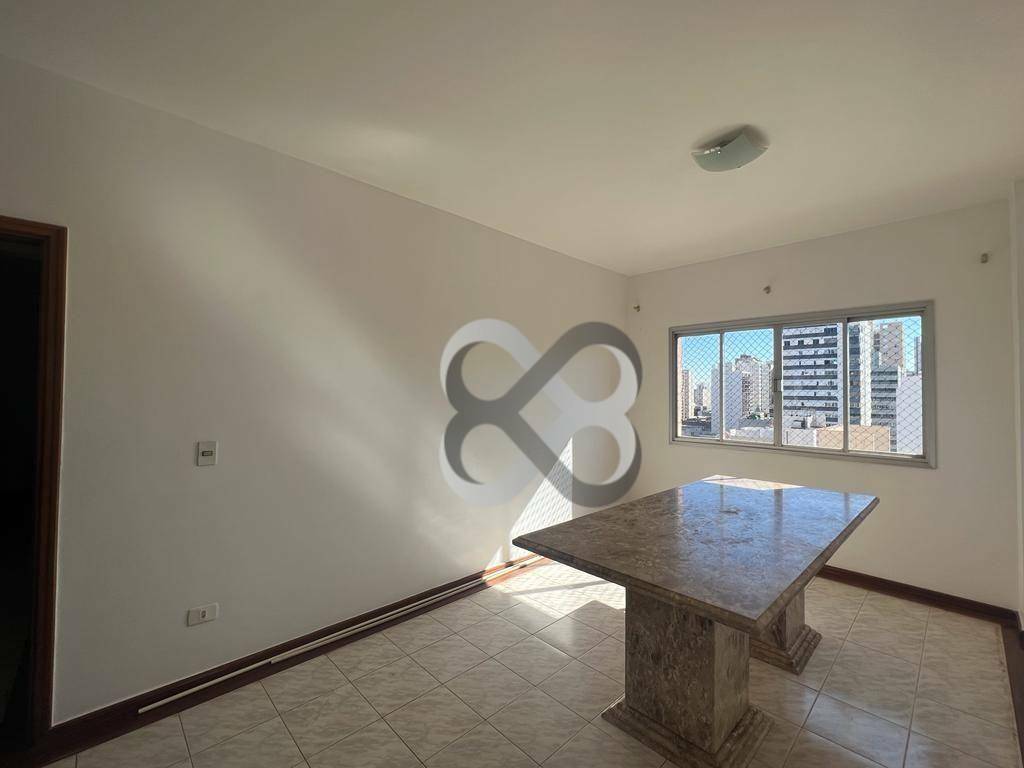 Apartamento à venda com 3 quartos, 208m² - Foto 27