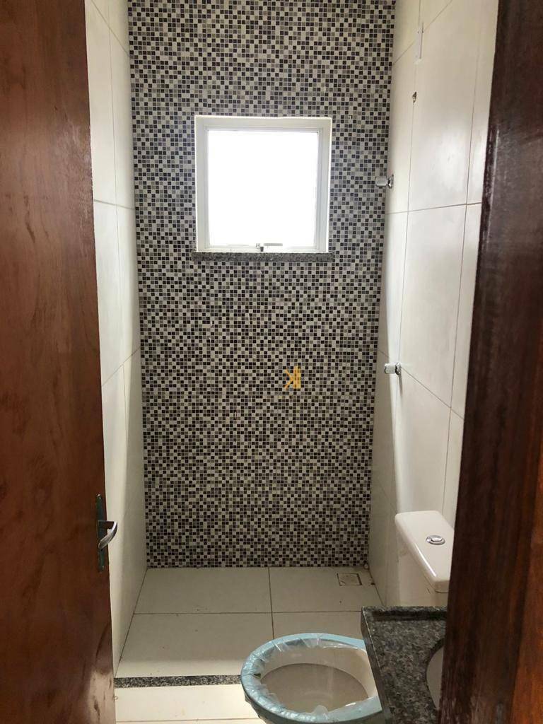 Casa à venda com 3 quartos, 90m² - Foto 6