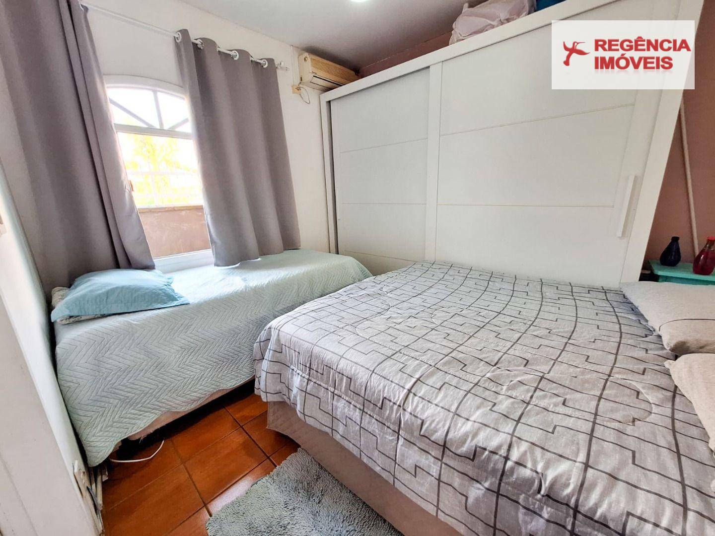 Casa à venda com 3 quartos, 220m² - Foto 7