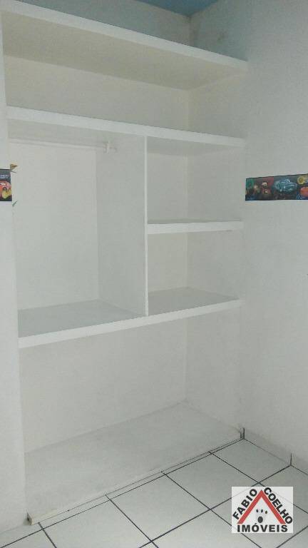 Apartamento à venda com 2 quartos, 60m² - Foto 13