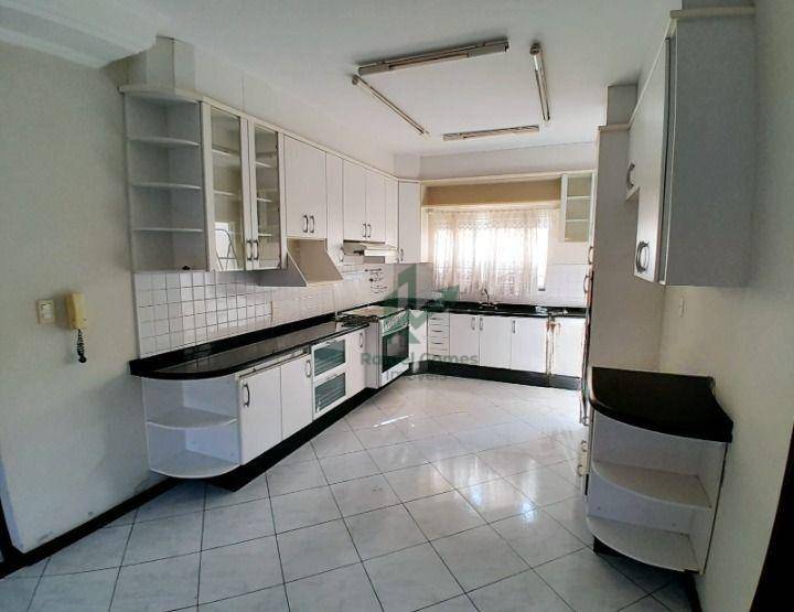 Casa, 3 quartos, 183 m² - Foto 4